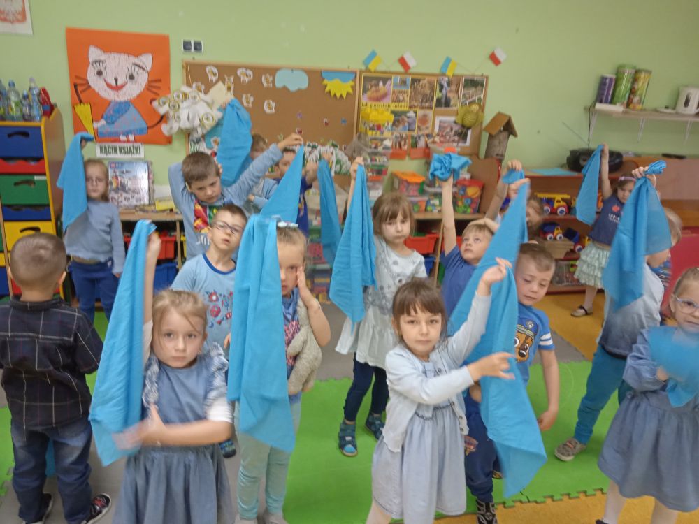 Kolorowe dni w przedszkolu – niebieski