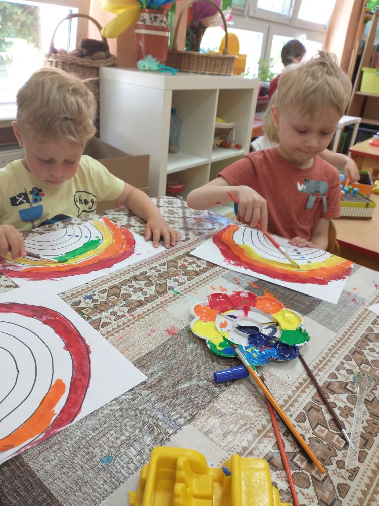 Kolorowy dzień w przedszkolu Kolory lata – tęcza